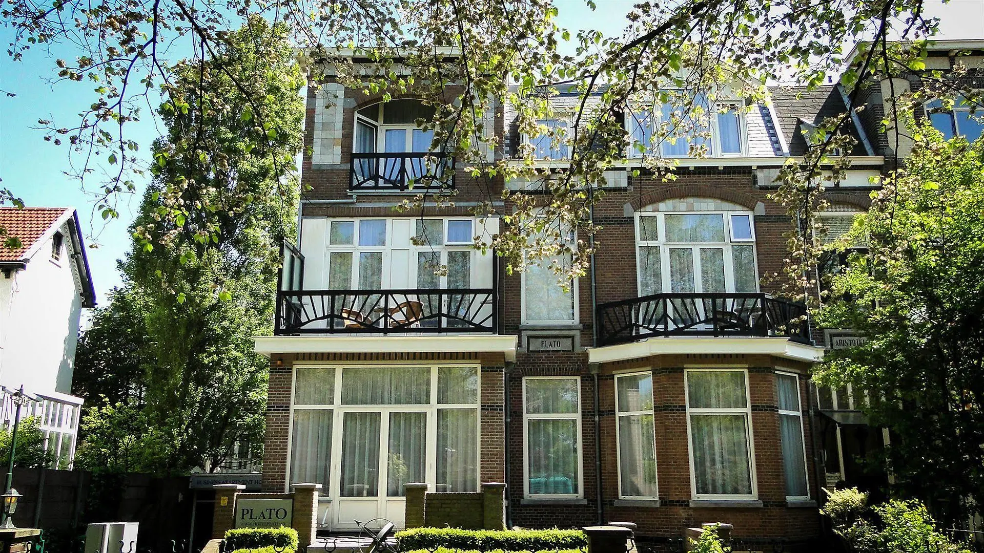 Hotel Plato Den Haag Scheveningen location